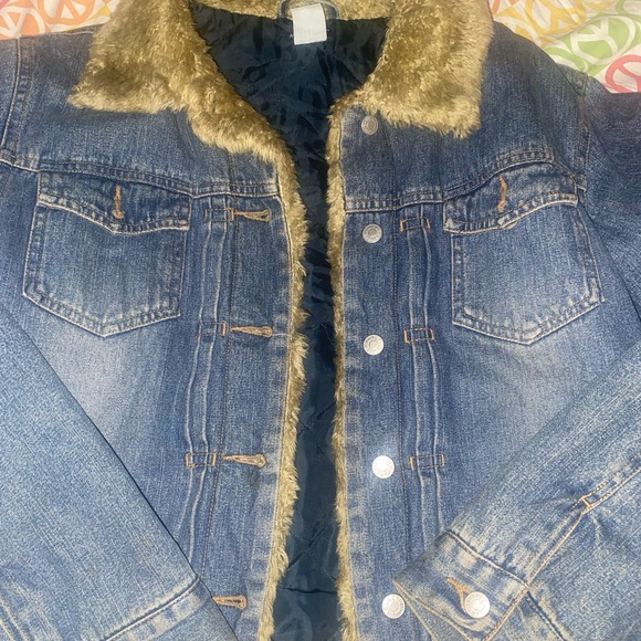 Jean jacket - Picture 2 of 4